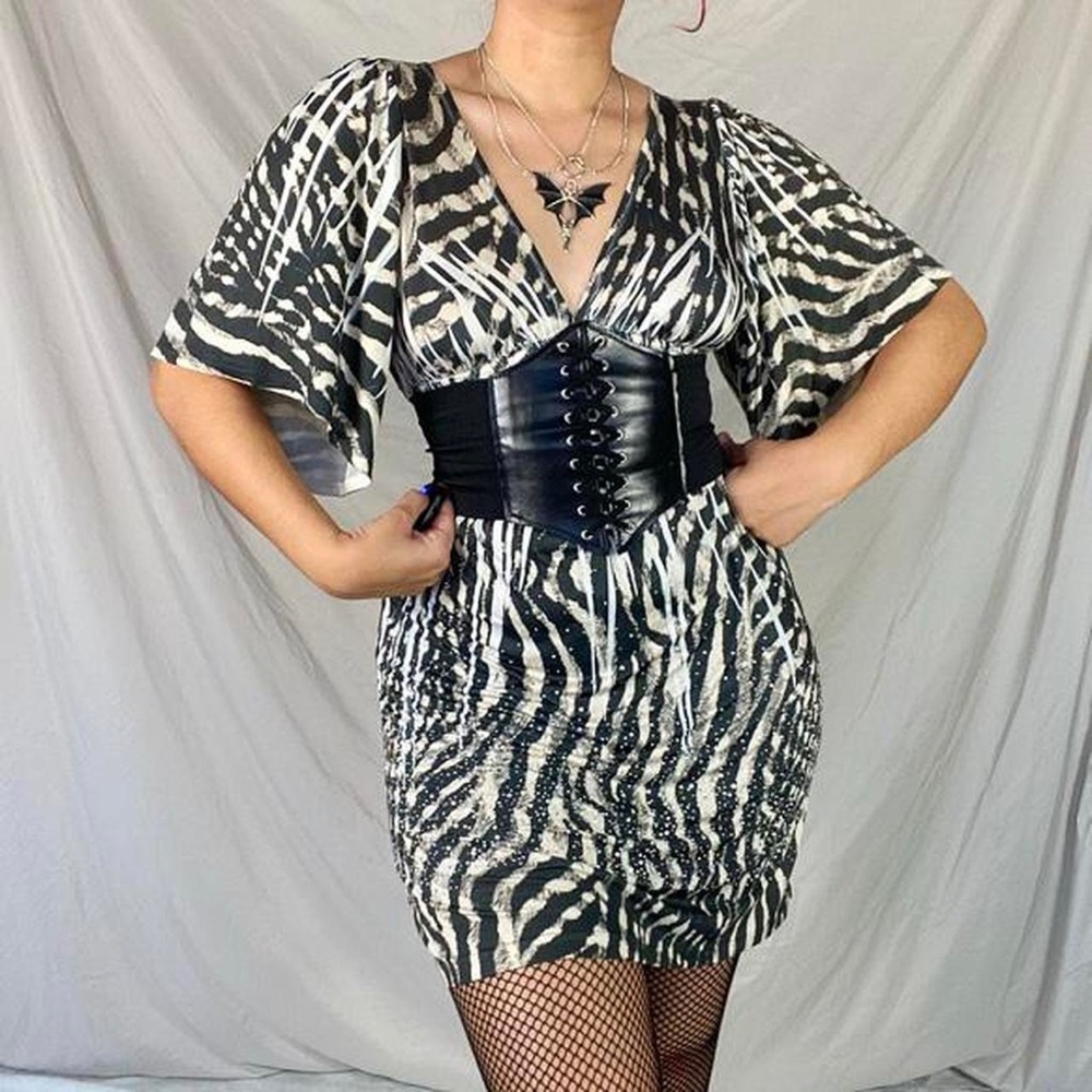 Y2K tiger print mini dress w rhinestones✨